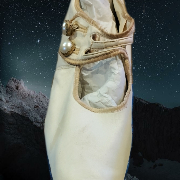 Antique Queen Quality Women's Shoes.Pumps.Distressed Collectible Rare 1800s1900s - Picture 9 of 11